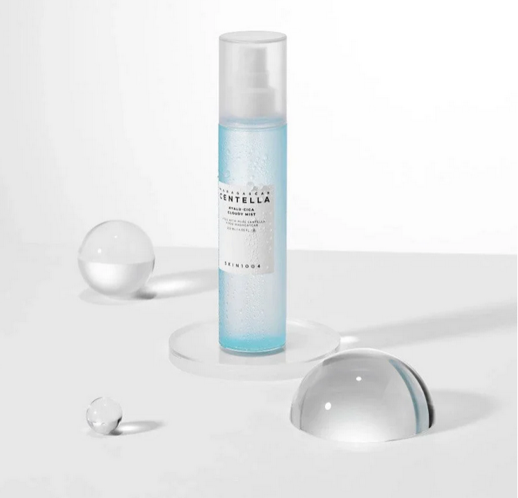 Skin1004 Brume hydratante visage Madagascar Centella Hyalu-Cica Brume nuageuse - 120 ml